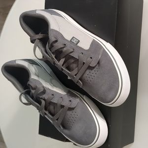 DC Shoes Anvil model 303190 Battleship Armor gray mens 8US